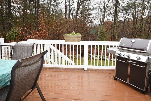 96 Winterberry Lane, Easton, MA 02356