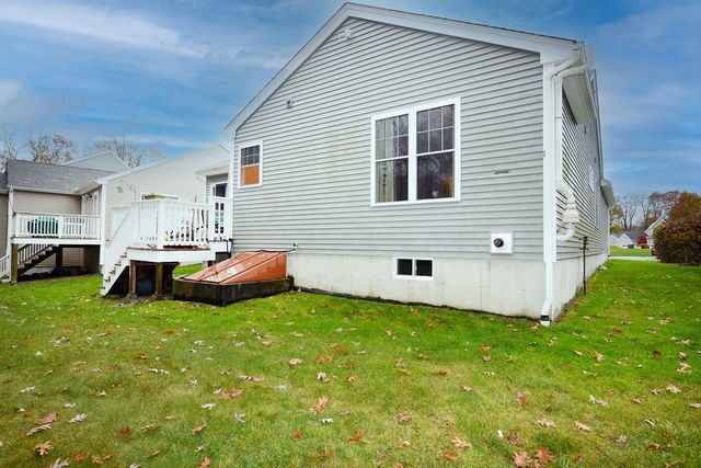 96 Winterberry Lane, Easton, MA 02356