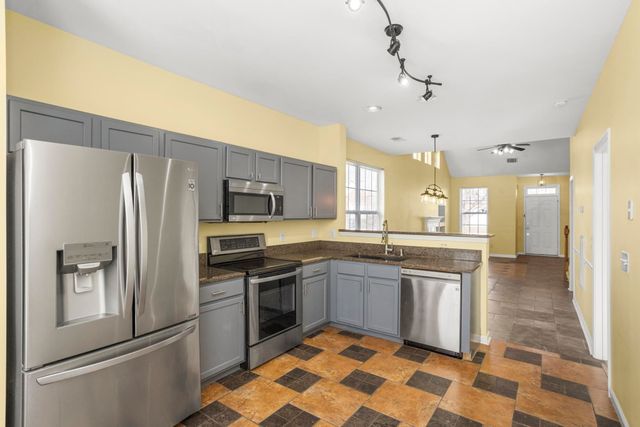 27 Fawn Creek Pass, Nashville, TN 37214