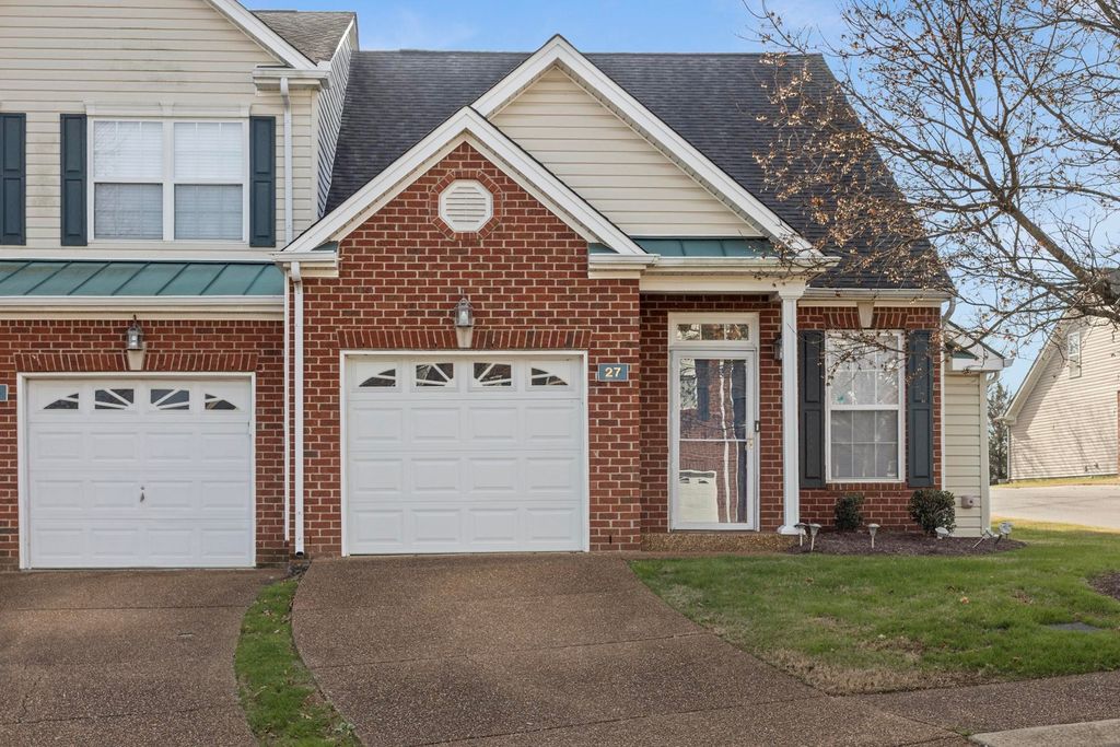 27 Fawn Creek Pass, Nashville, TN 37214