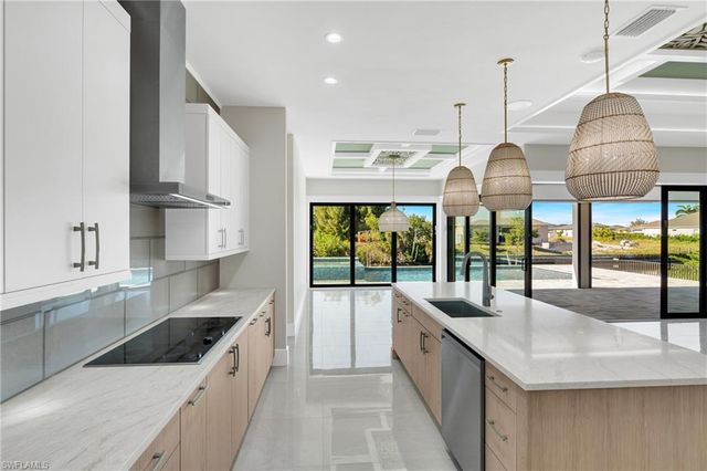 1426 NW 39th AVE, Cape Coral, FL 33993