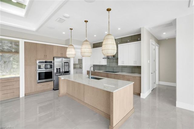 1426 NW 39th AVE, Cape Coral, FL 33993