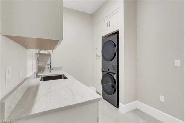 1426 NW 39th AVE, Cape Coral, FL 33993