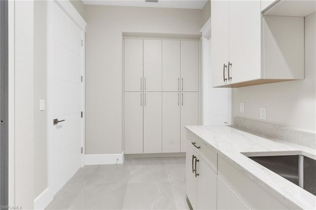 1426 NW 39th AVE, Cape Coral, FL 33993