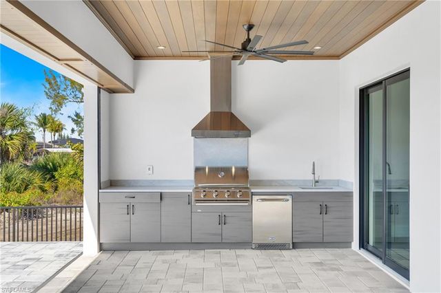 1426 NW 39th AVE, Cape Coral, FL 33993