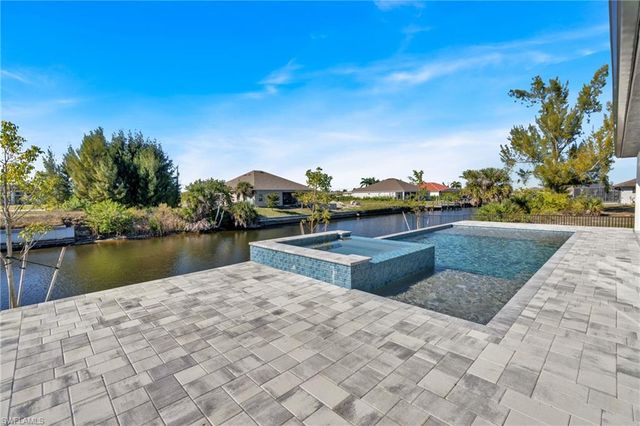 1426 NW 39th AVE, Cape Coral, FL 33993