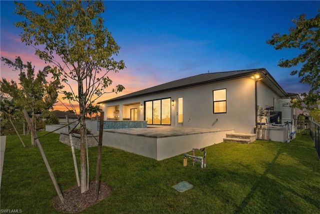 1426 NW 39th AVE, Cape Coral, FL 33993