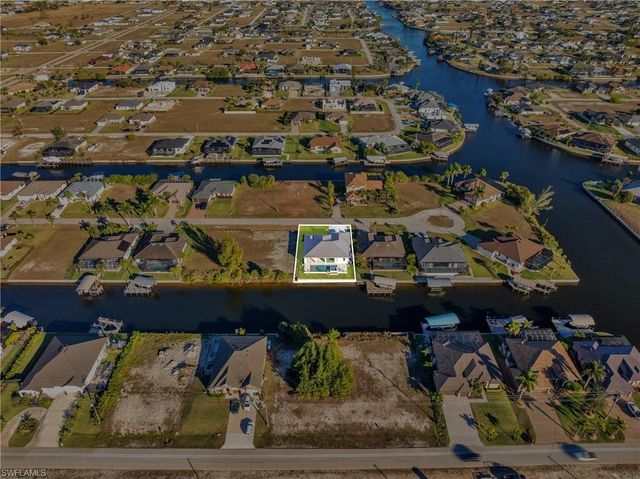 1426 NW 39th AVE, Cape Coral, FL 33993