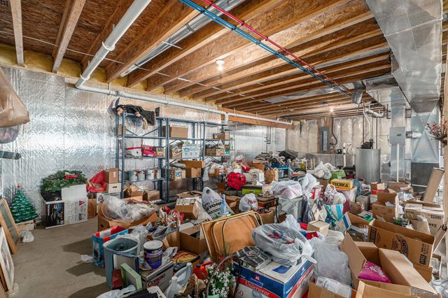 3560 Woodfield Court, Manlius Twp, MI 49419