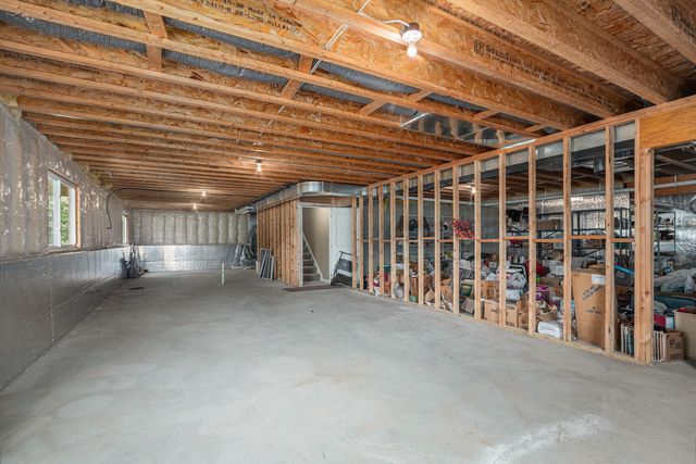 3560 Woodfield Court, Manlius Twp, MI 49419