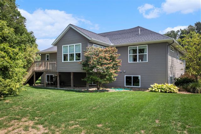 3560 Woodfield Court, Manlius Twp, MI 49419