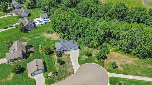 3560 Woodfield Court, Manlius Twp, MI 49419
