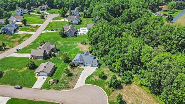 3560 Woodfield Court, Manlius Twp, MI 49419
