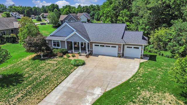 3560 Woodfield Court, Manlius Twp, MI 49419