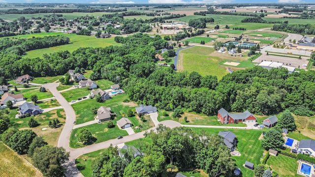 3560 Woodfield Court, Manlius Twp, MI 49419