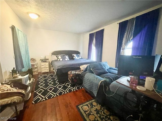 2193 E 35th Street, Cleveland, OH 44115