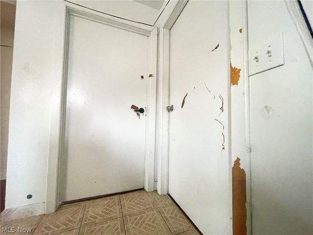 2193 E 35th Street, Cleveland, OH 44115