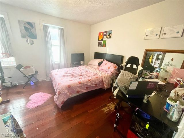 2193 E 35th Street, Cleveland, OH 44115