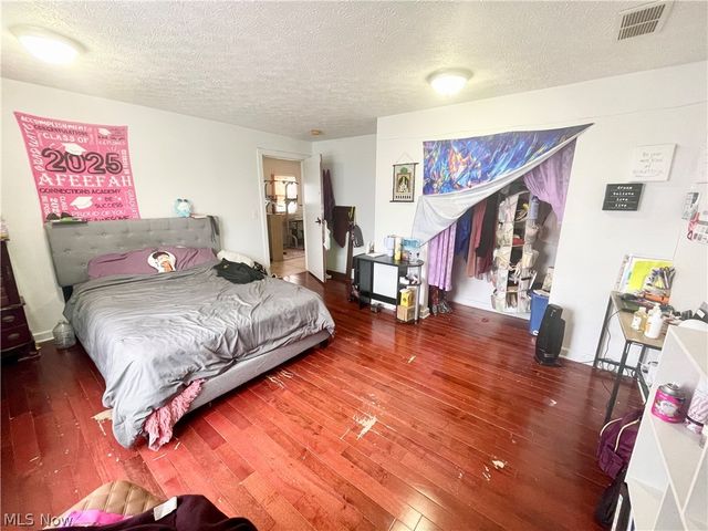 2193 E 35th Street, Cleveland, OH 44115