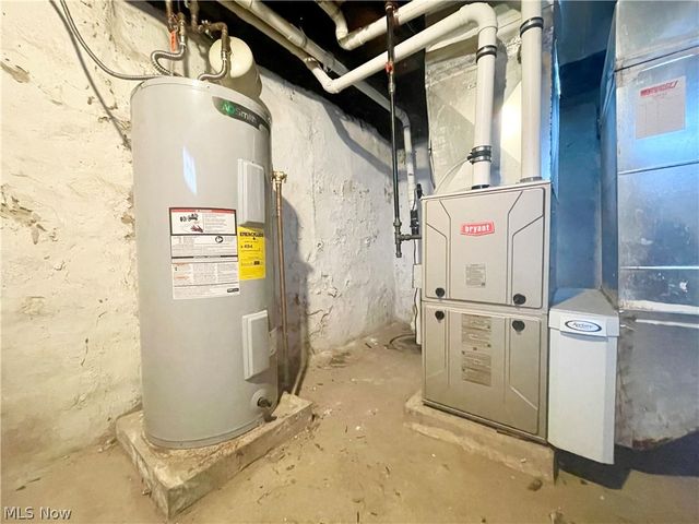 2193 E 35th Street, Cleveland, OH 44115