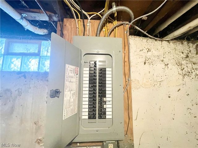 2193 E 35th Street, Cleveland, OH 44115