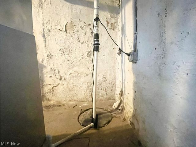 2193 E 35th Street, Cleveland, OH 44115