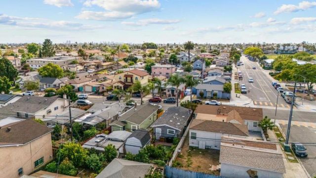 3691 Chamoune Avenue, San Diego, CA 92105