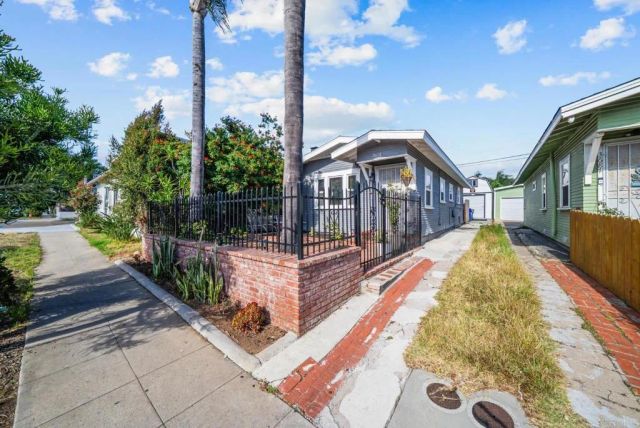 3691 Chamoune Avenue, San Diego, CA 92105