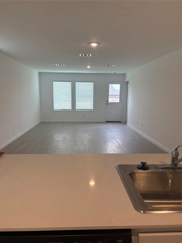 1325 Little Flock Drive, Crowley, TX 76036