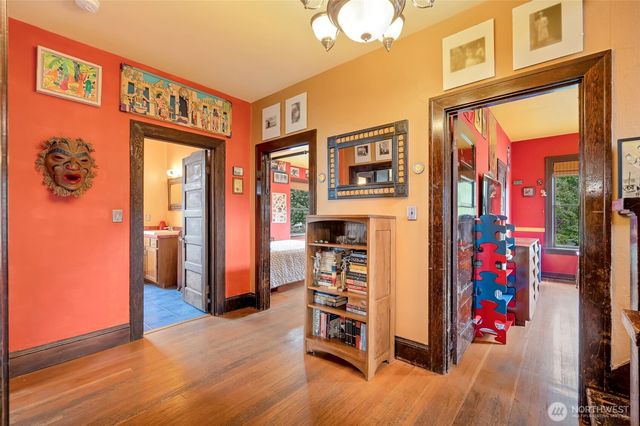 1602 Rucker Ave, Everett, WA 98201