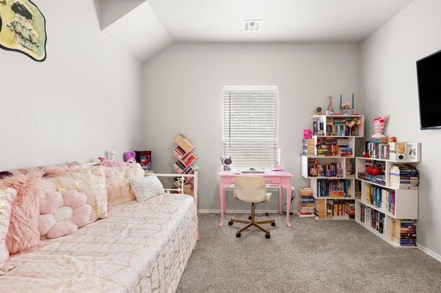 5796 Dogwood Drive, Guthrie, OK 73044