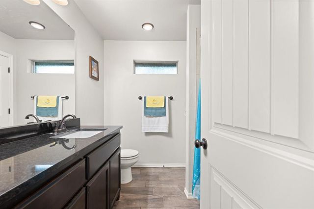 5796 Dogwood Drive, Guthrie, OK 73044