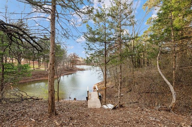 5796 Dogwood Drive, Guthrie, OK 73044