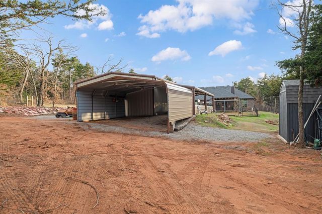 5796 Dogwood Drive, Guthrie, OK 73044