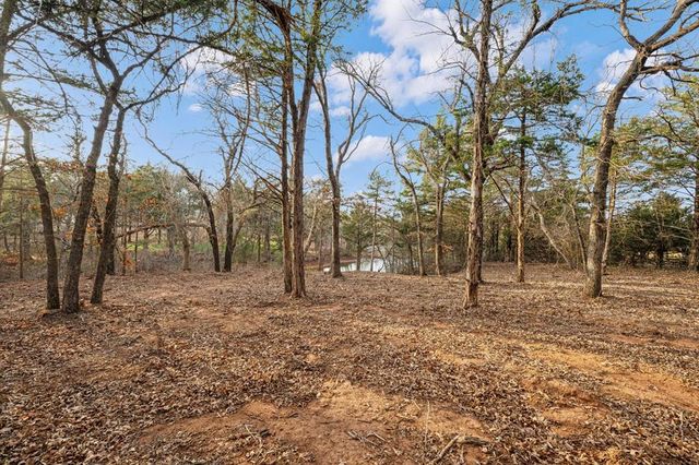 5796 Dogwood Drive, Guthrie, OK 73044