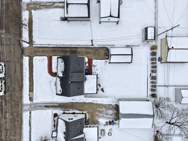 1090 Taft Avenue, Cuyahoga Falls, OH 44223