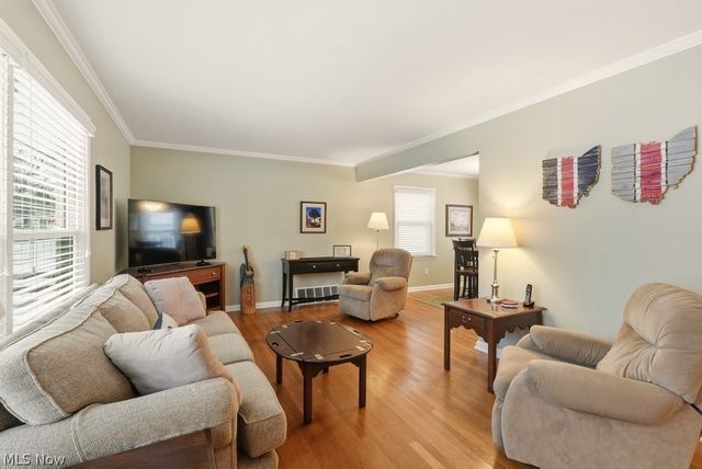 1090 Taft Avenue, Cuyahoga Falls, OH 44223