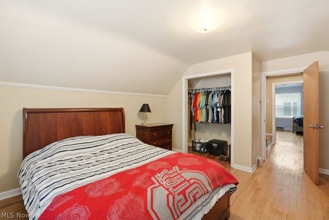 1090 Taft Avenue, Cuyahoga Falls, OH 44223