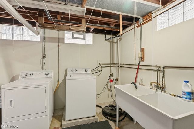 1090 Taft Avenue, Cuyahoga Falls, OH 44223