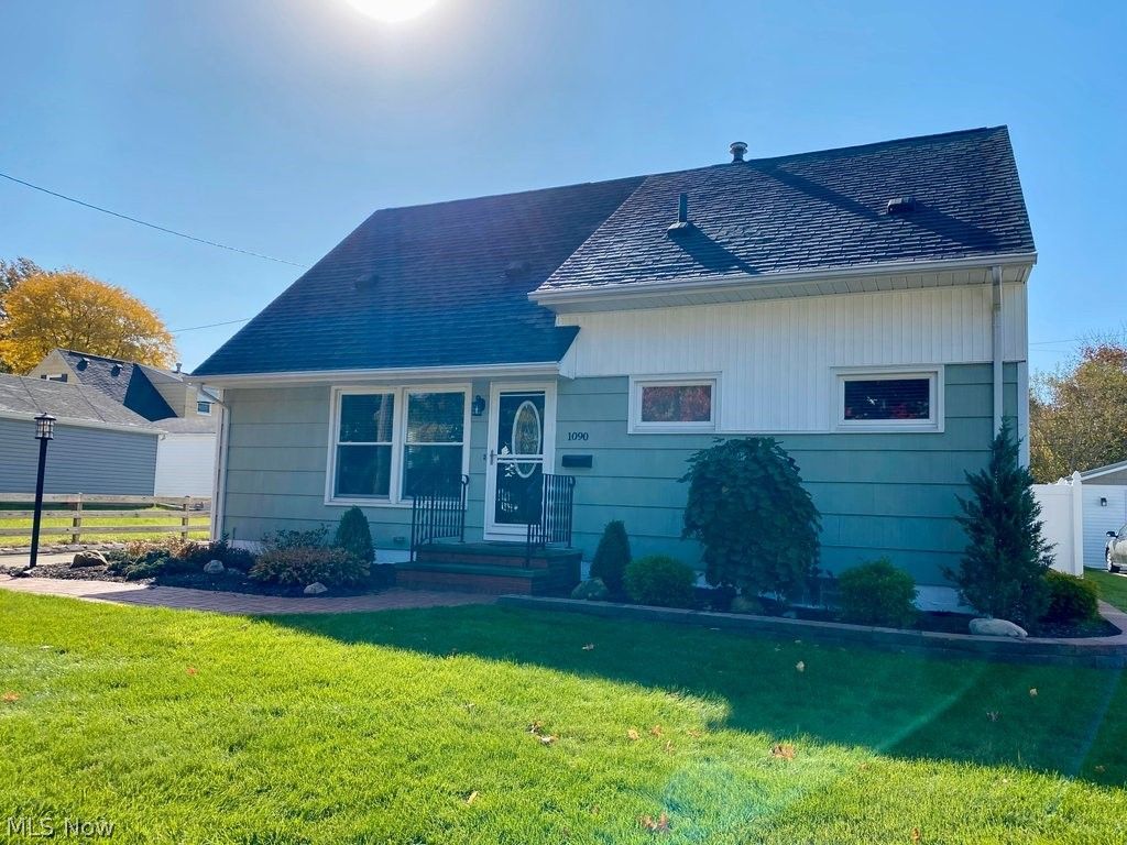 1090 Taft Avenue, Cuyahoga Falls, OH 44223