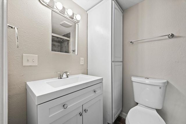 7169 E BANK DRIVE 101, Tampa, FL 33617