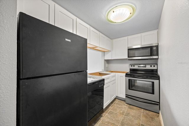 7169 E BANK DRIVE 101, Tampa, FL 33617