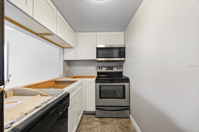 7169 E BANK DRIVE 101, Tampa, FL 33617
