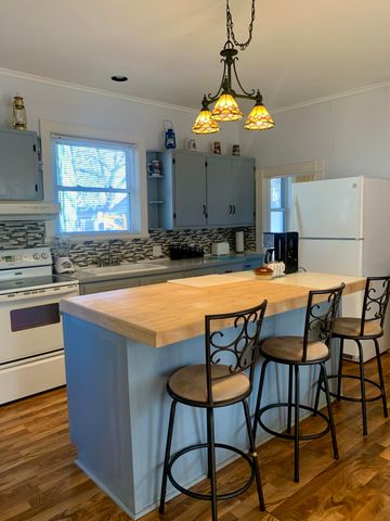 13 Duffy Street, Manistee, MI 49660