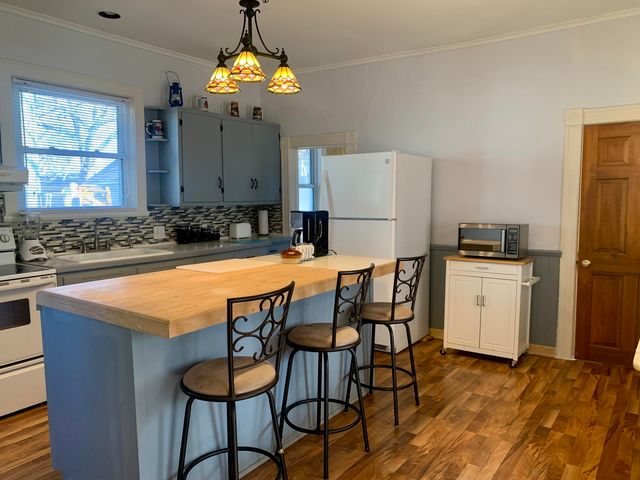 13 Duffy Street, Manistee, MI 49660