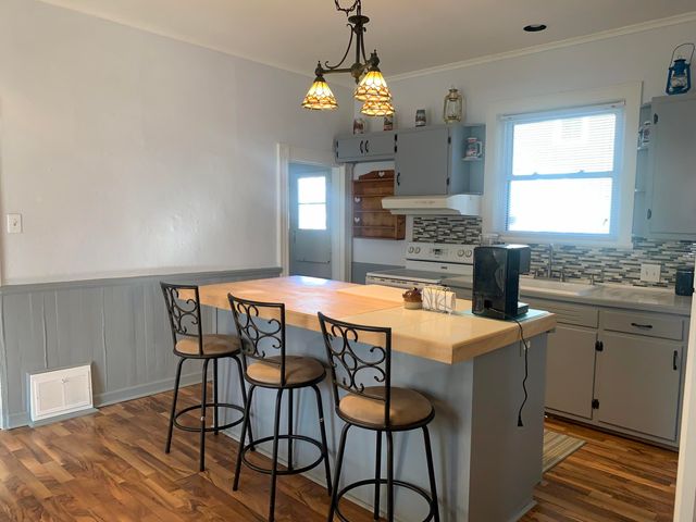 13 Duffy Street, Manistee, MI 49660