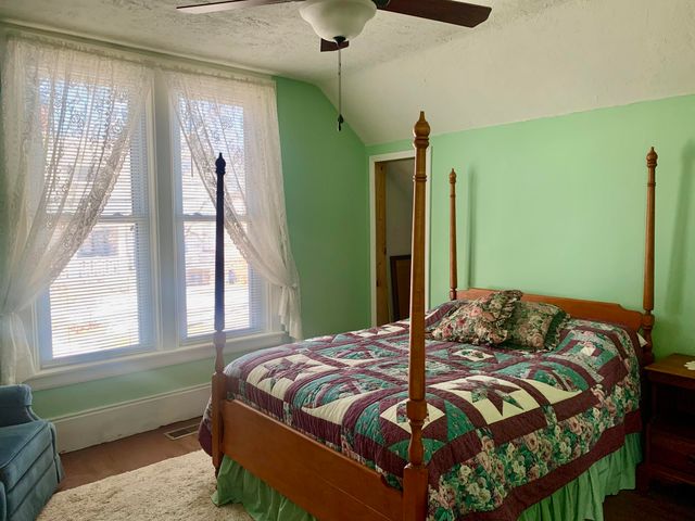 13 Duffy Street, Manistee, MI 49660