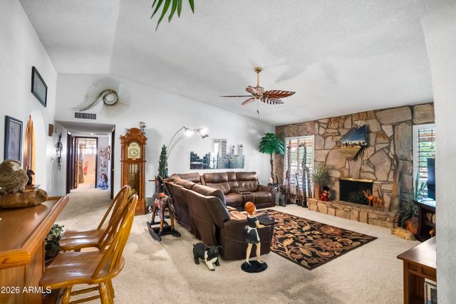 6955 W CALAVAR Road, Peoria, AZ 85381