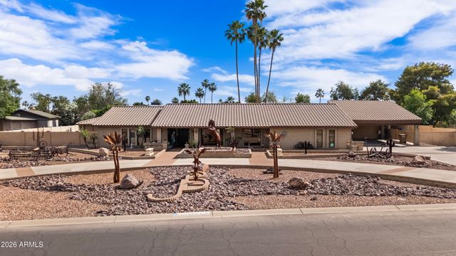 6955 W CALAVAR Road, Peoria, AZ 85381