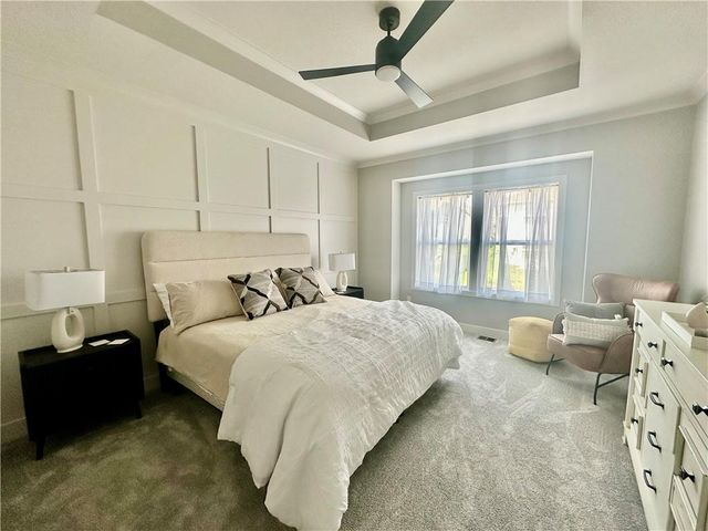 7050 NW Yulich Court, Parkville, MO 64152